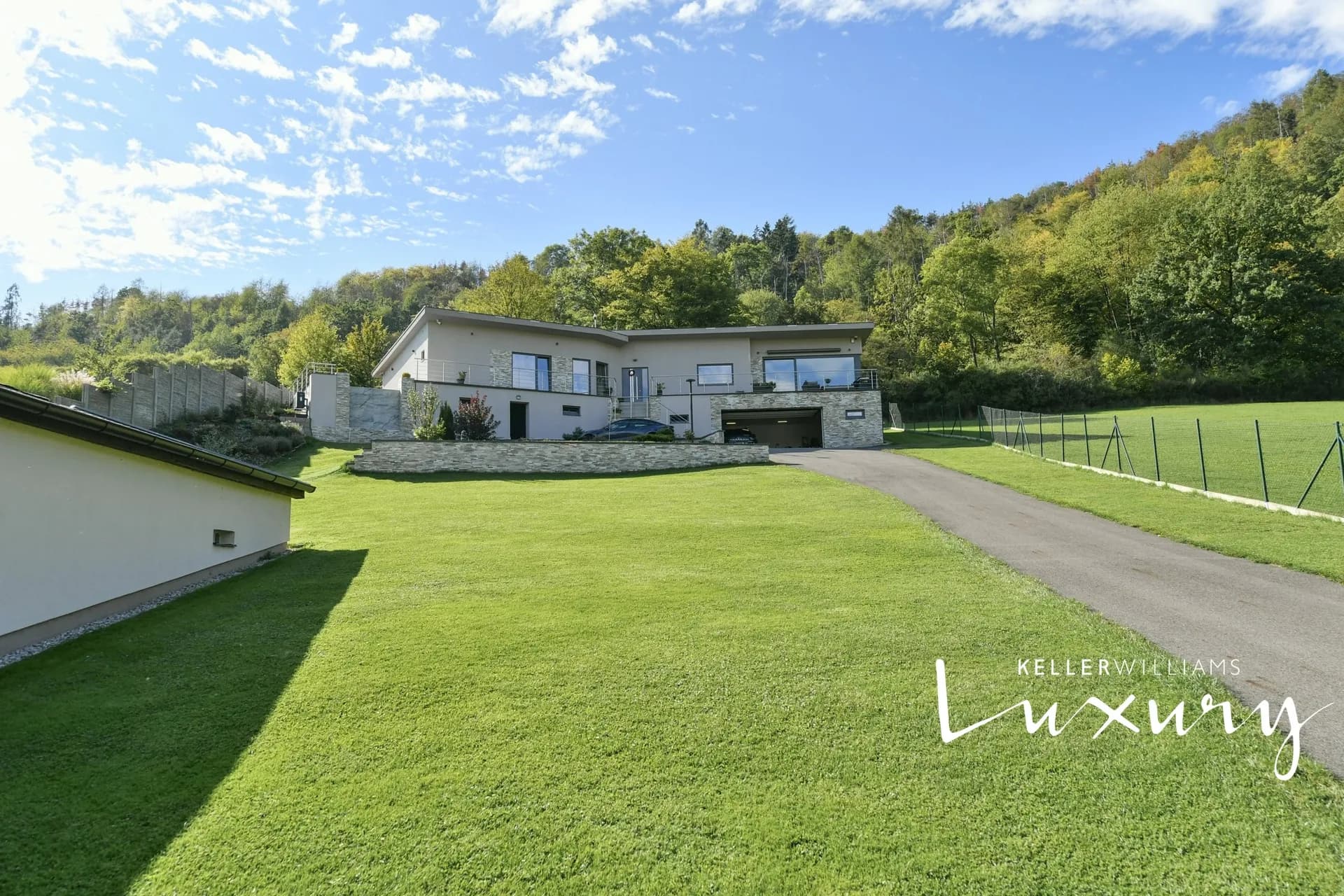 Family house for sale 190 m², Solenice – 3