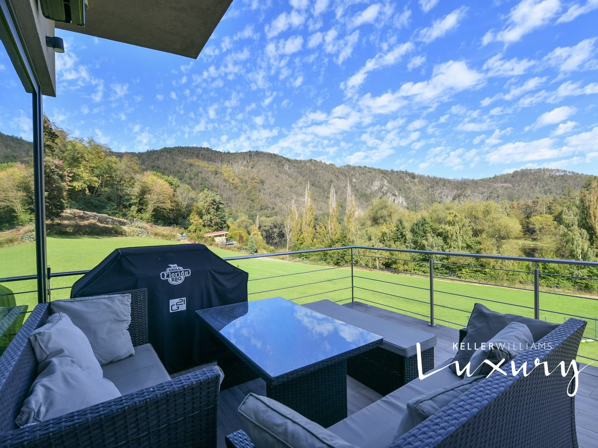 Prodej rodinného domu 190 m², Solenice – 7