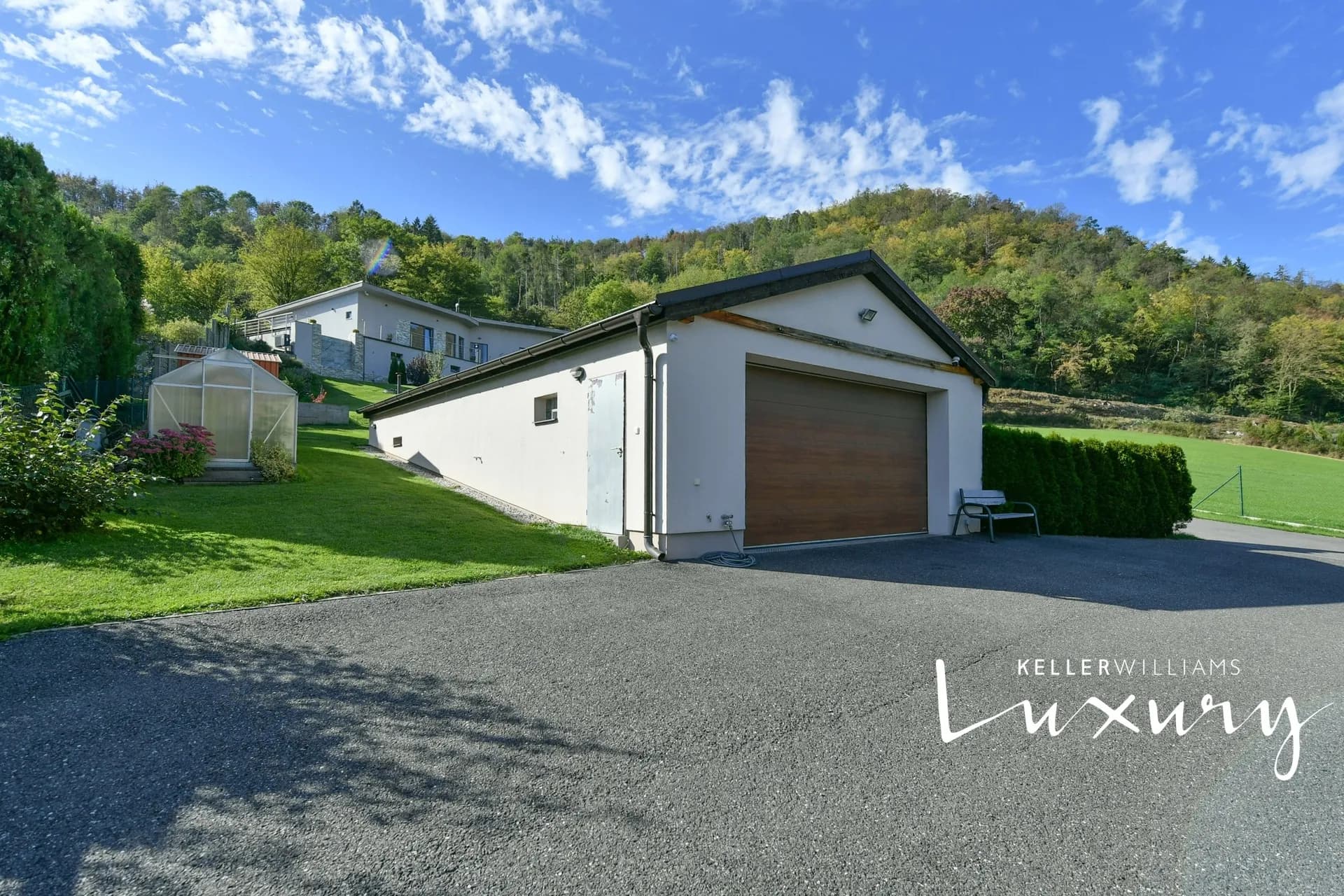 Family house for sale 190 m², Solenice – 10