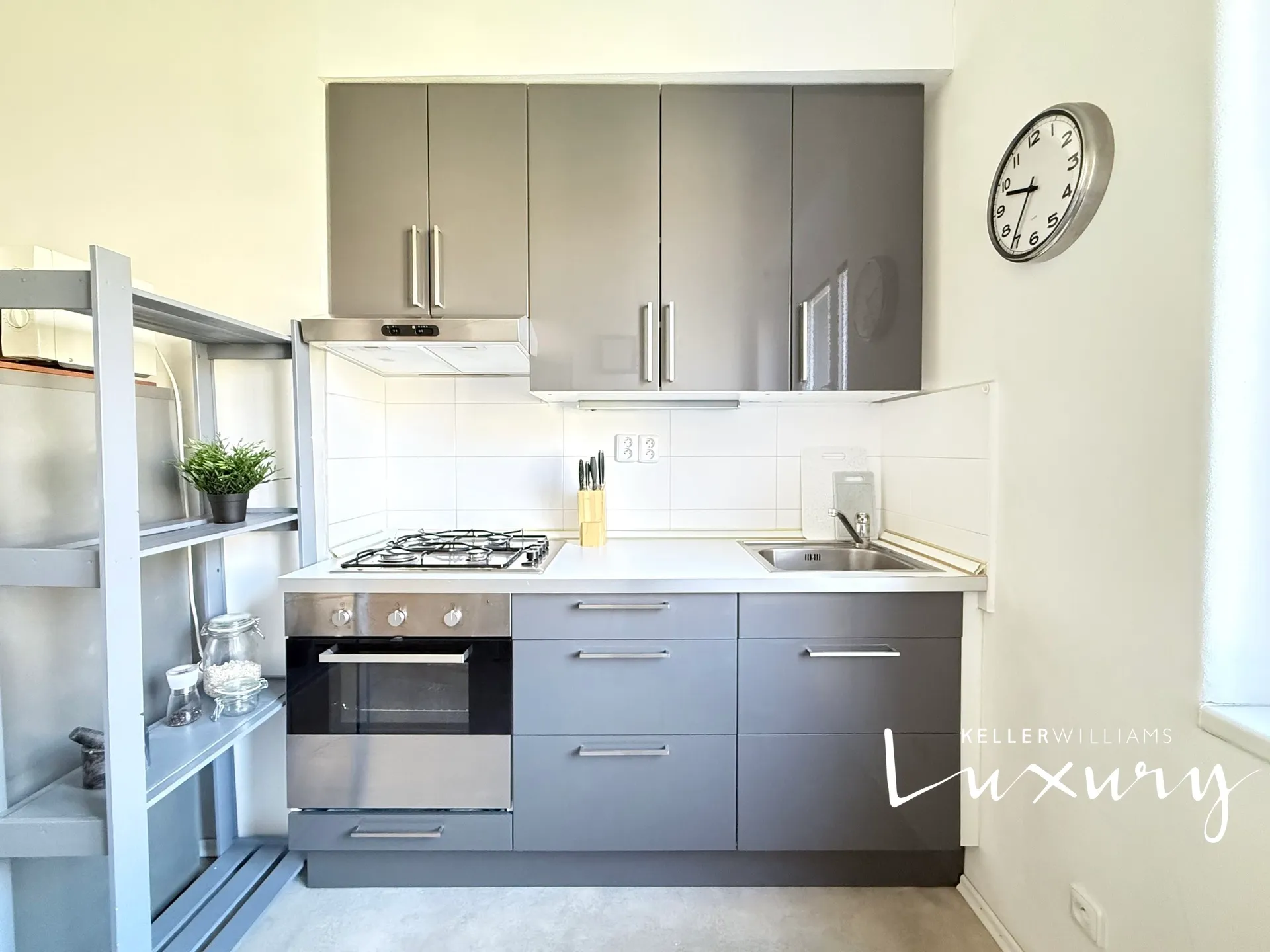 Rent flats 2+KT 34 m², Praha - Bubeneč – 4