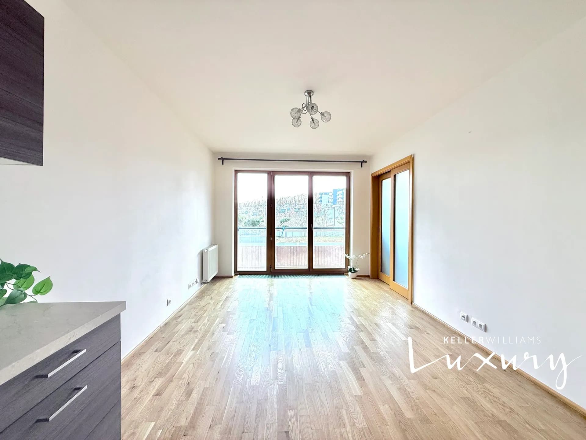 Rent flats 1+KT 38 m², Praha - Košíře – 1