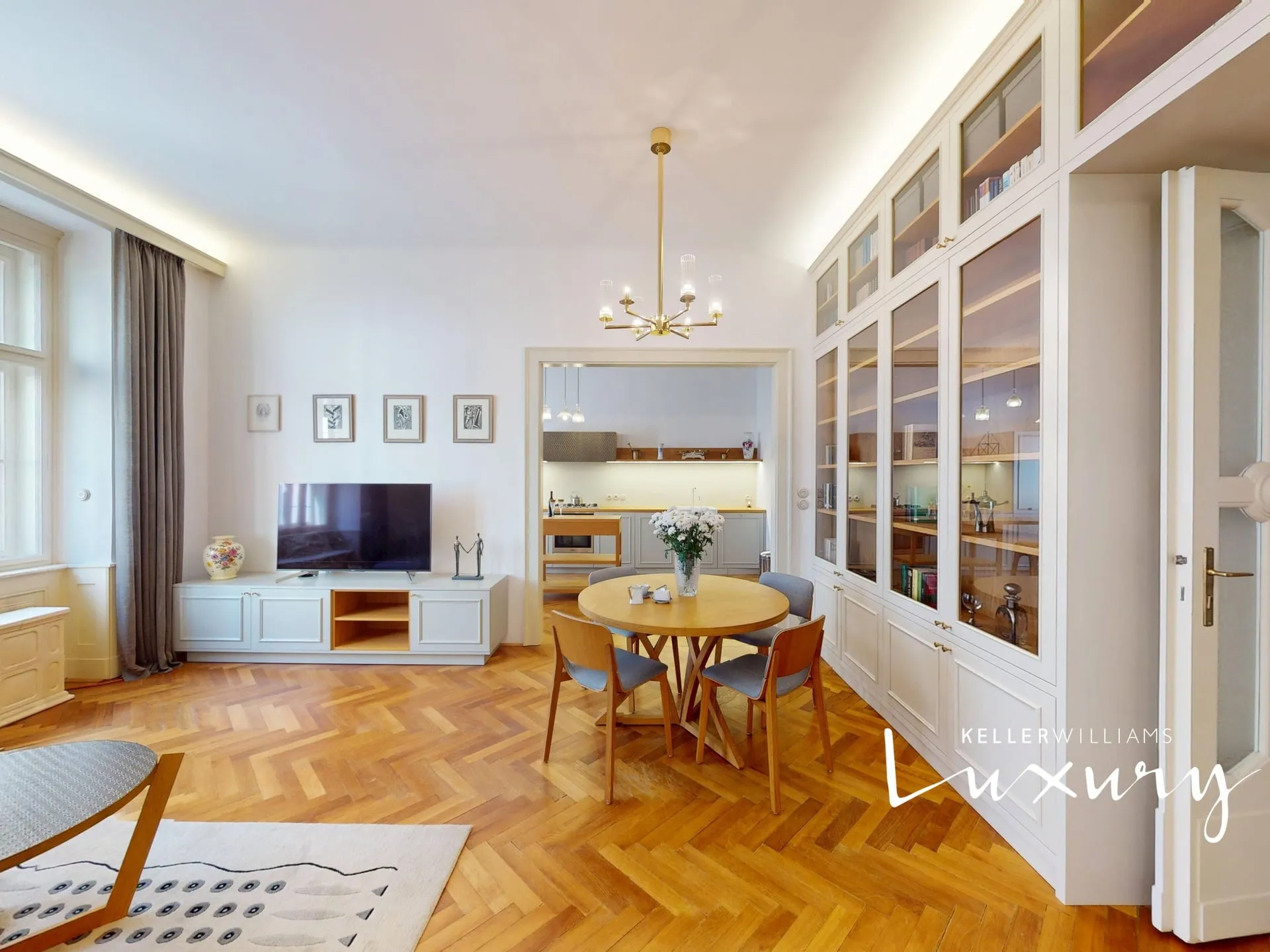 Rent flat 2+1, 104 m² - Prague 1 – 1