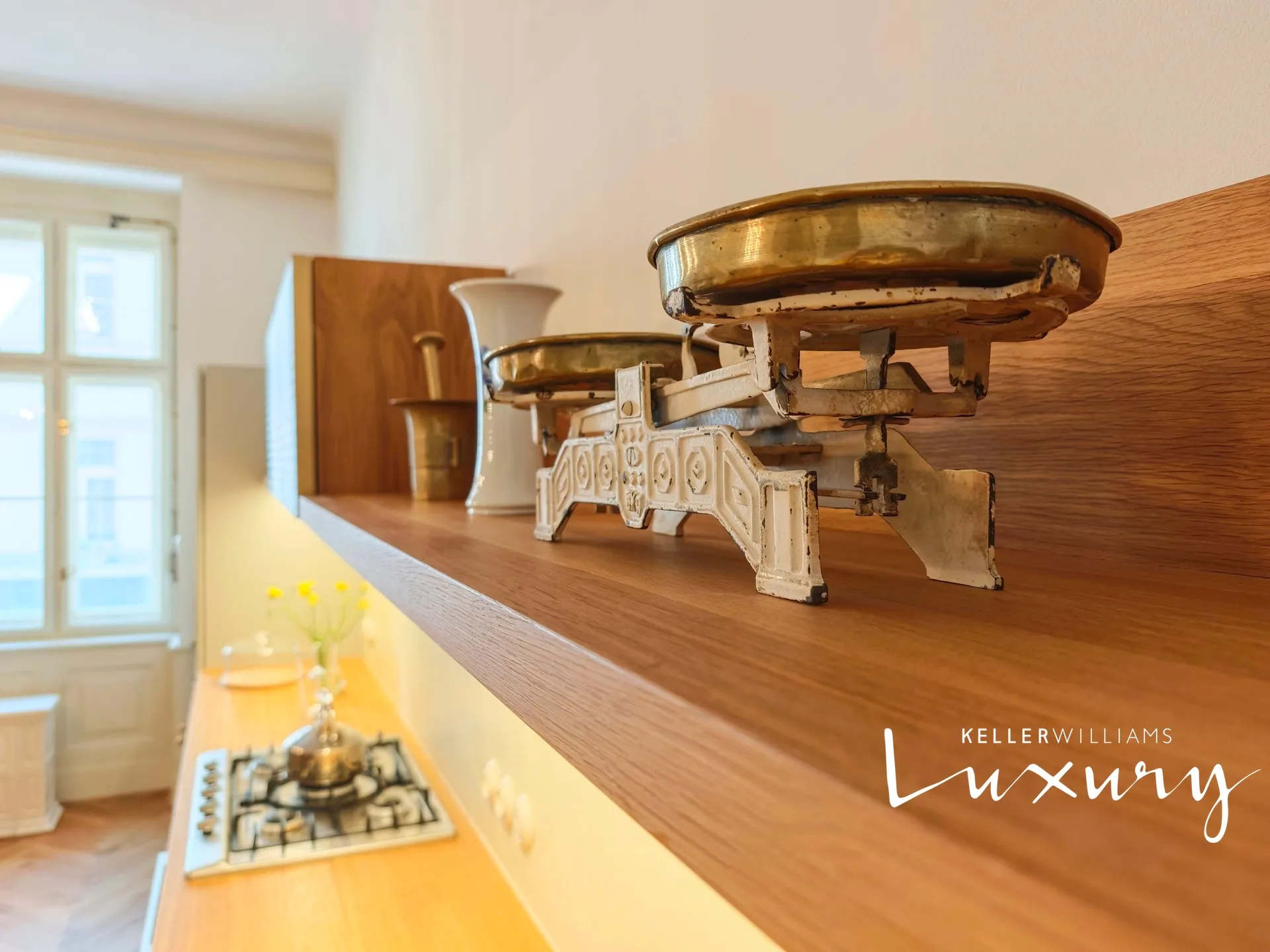 Rent flat 2+1, 104 m² - Prague 1 – 8
