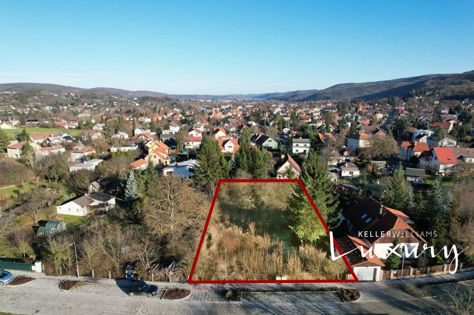 Stavební pozemek se stavebním povolením v prestižní lokalitě Řevnice – Praha-západ – 5