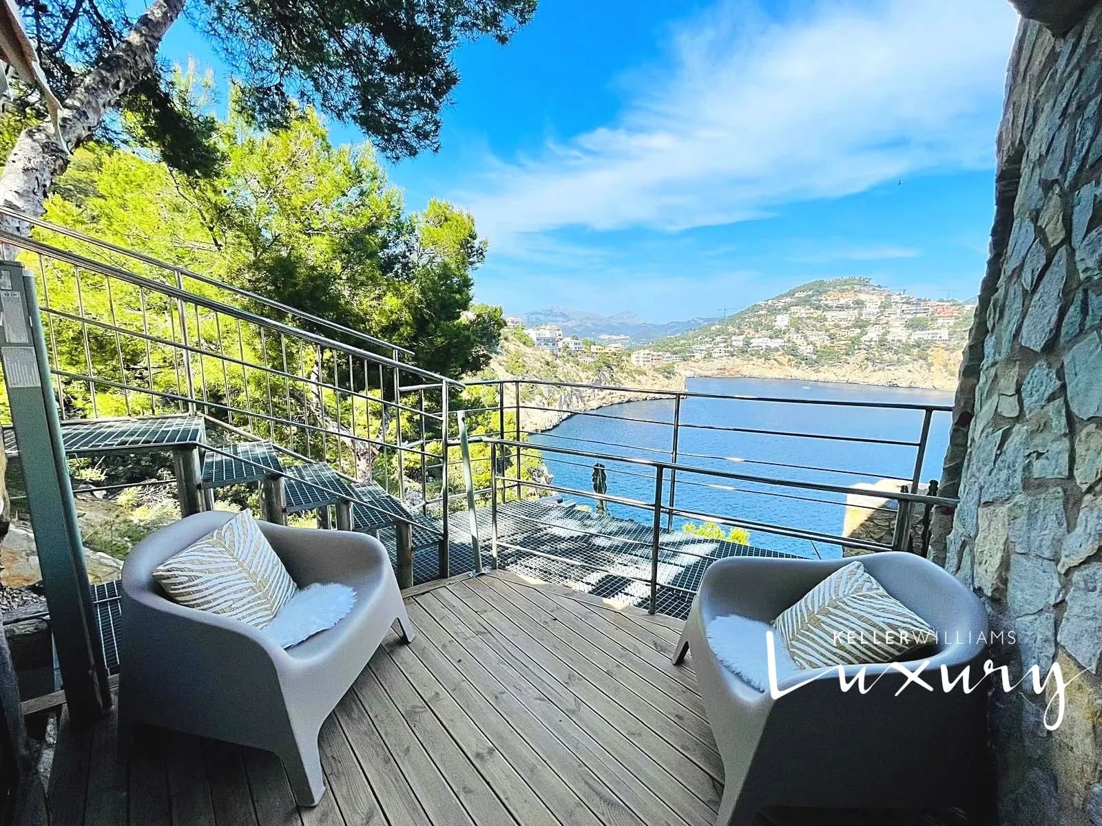 Prodej apartmánu 2+kk 50 m², Puerto de Andratx, Španělsko – 1