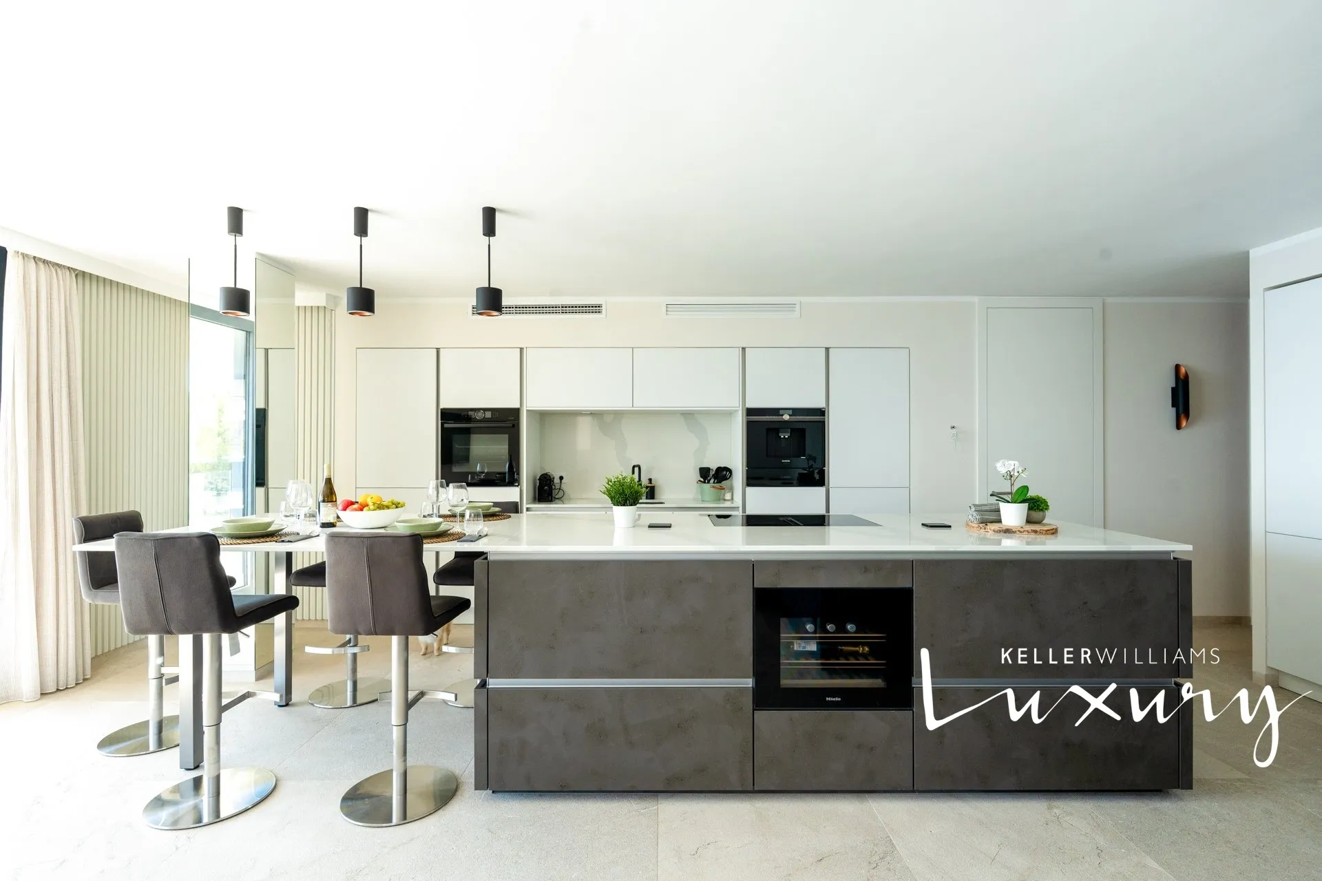 Prodej luxusního penthousu 4+kk , obytná plocha109 m², celková plocha včetně teras 250m², Cala Vinyes, Španělsko – 6