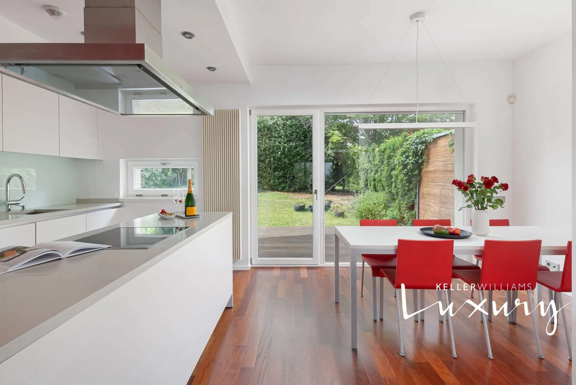 Pronájem rodinného domu 280 m², Praha 6 - Hanspaulka - Dejvice – 1