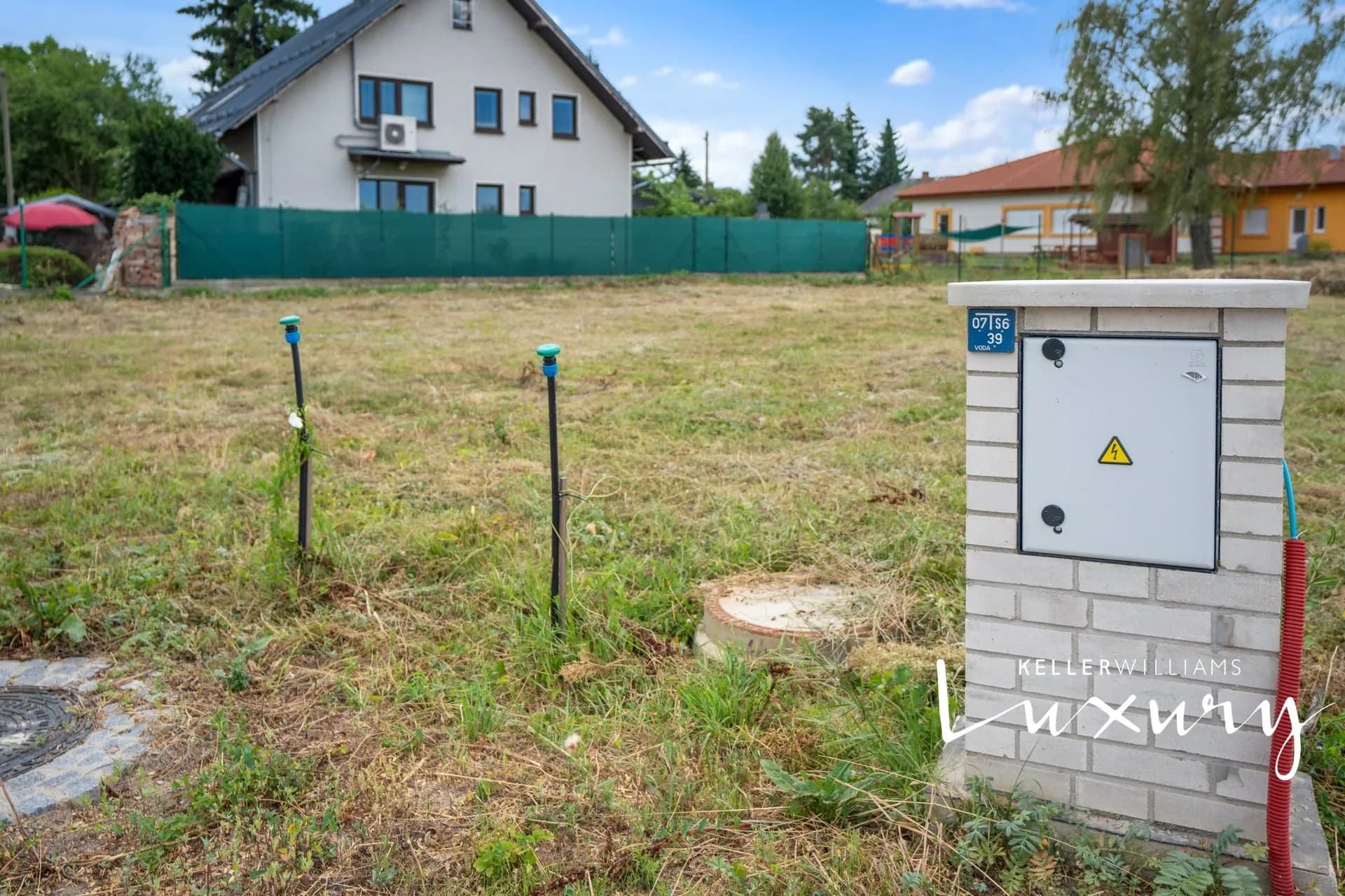 Prodej stavebního pozemku 675 m², Praha - Šeberov – 9